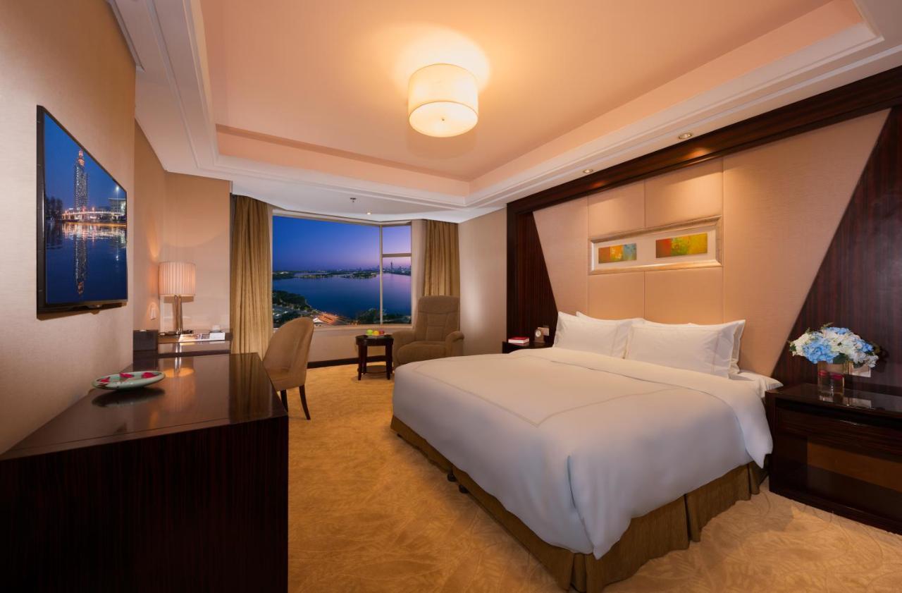 Shu Guang International Hotel Nanquim Exterior foto